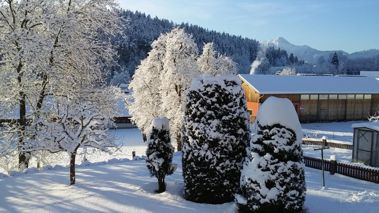 Ferienwohnungen Oranhof Velden am Wörthersee Exterior photo