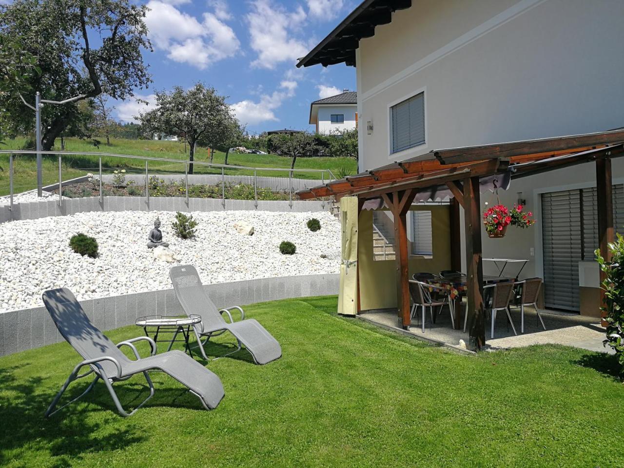 Ferienwohnungen Oranhof Velden am Wörthersee Exterior photo