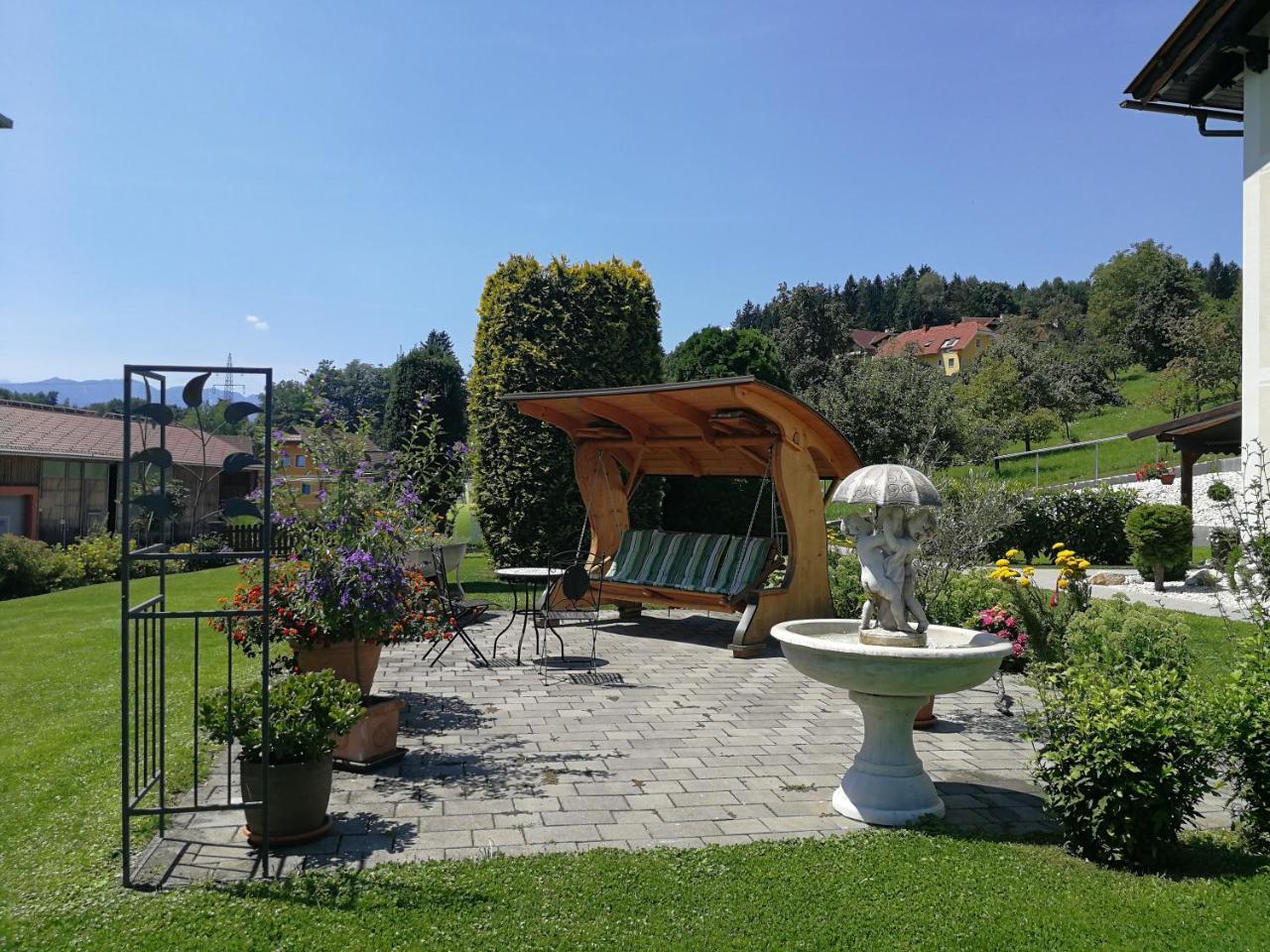Ferienwohnungen Oranhof Velden am Wörthersee Exterior photo